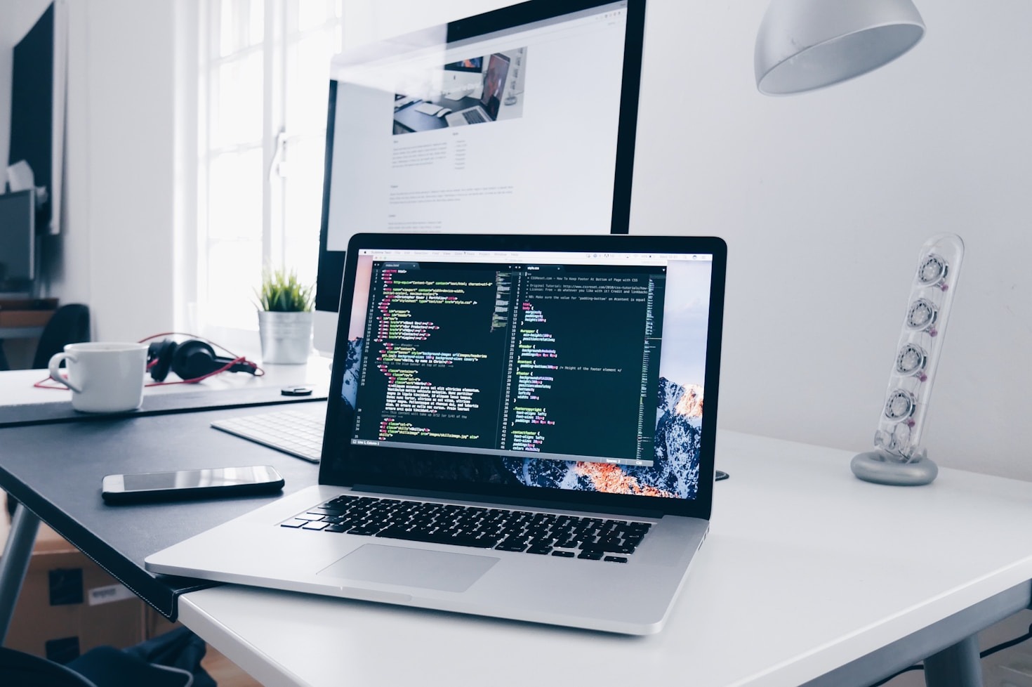 Maximizing ROI Through Smart Website Design